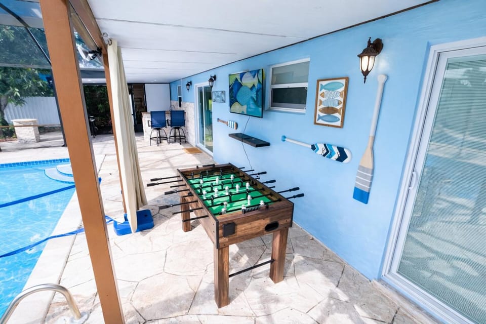 3BR Home with Pool & Pet, Sleeps 8, Near Hard Rock House in Hollywood