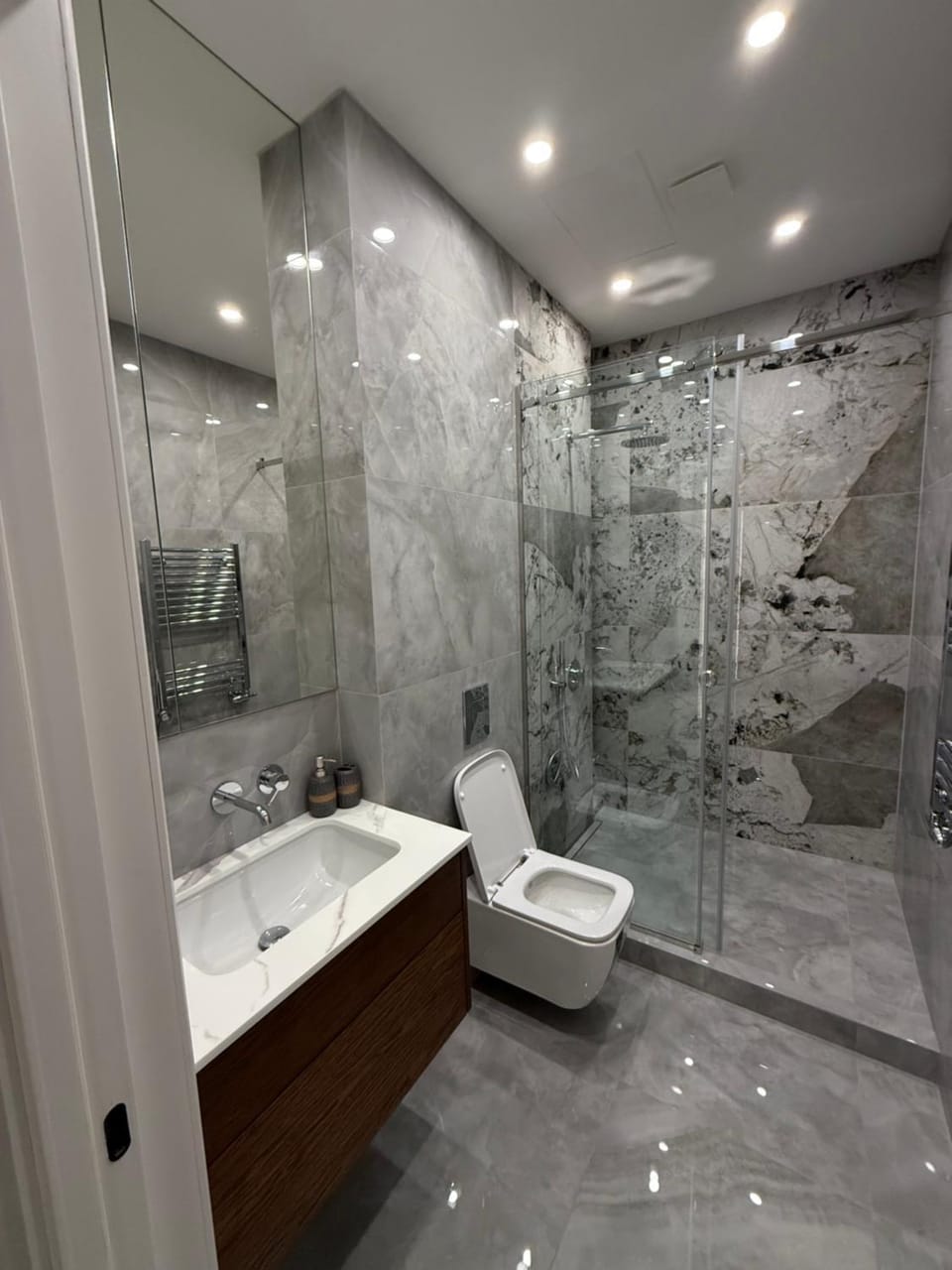 City Comfort Apartment - best location, fast Wi-Fi and stylish Apartment in Yerevan