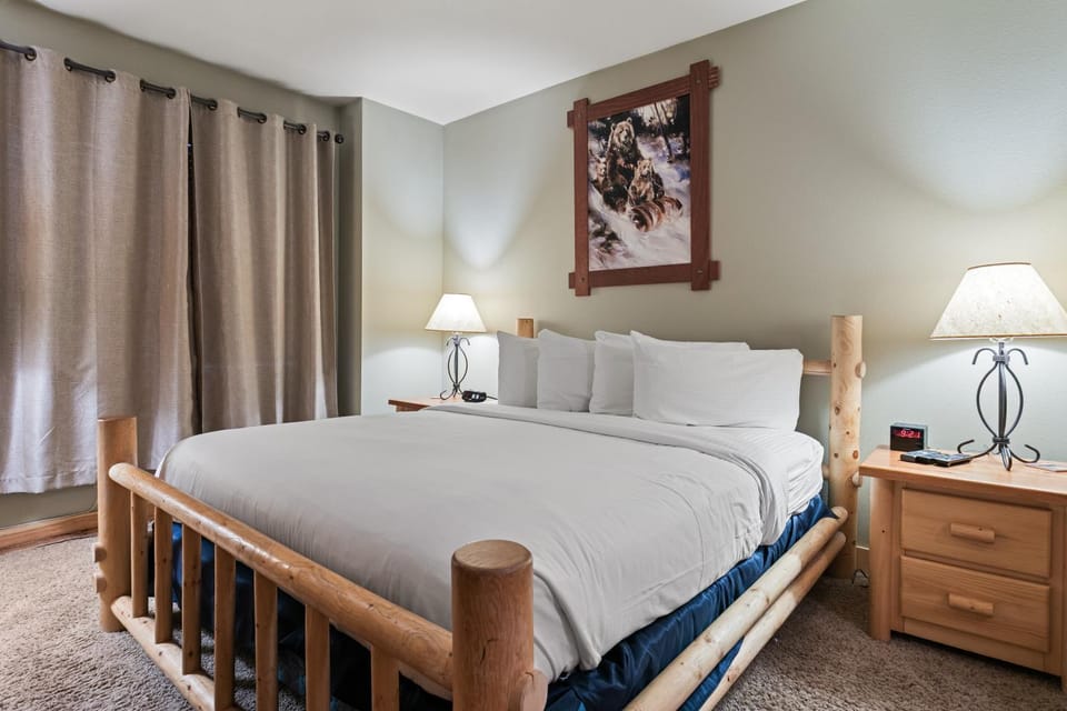 Deer Valley Condo Near Base - Hot Tub Apartment in Park City