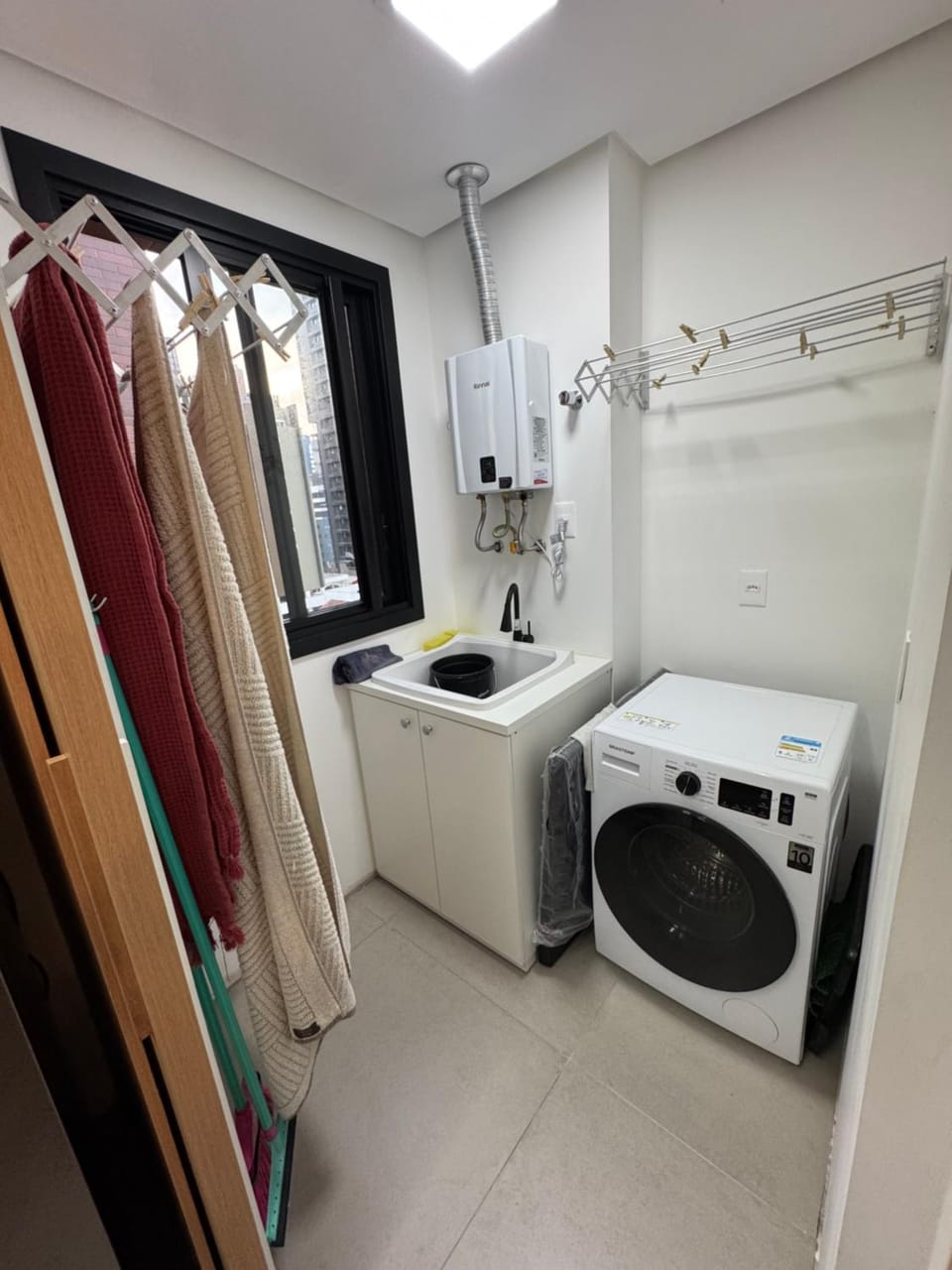 Apto na praia, 3 suítes, todo climatizado! Apartment in State of Santa Catarina