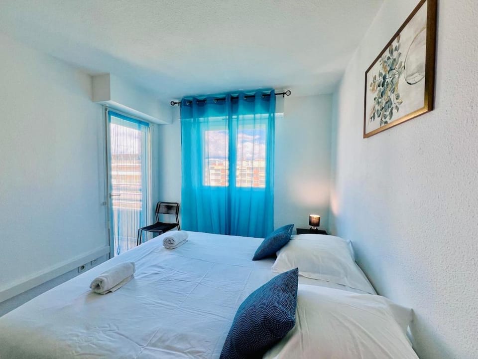 Le Juana - Apt 4 Prs - air conditioning - 300 m beaches Apartment in Antibes