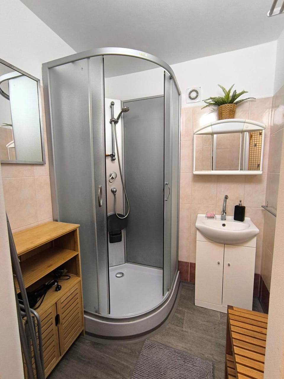 Shower, Bathroom