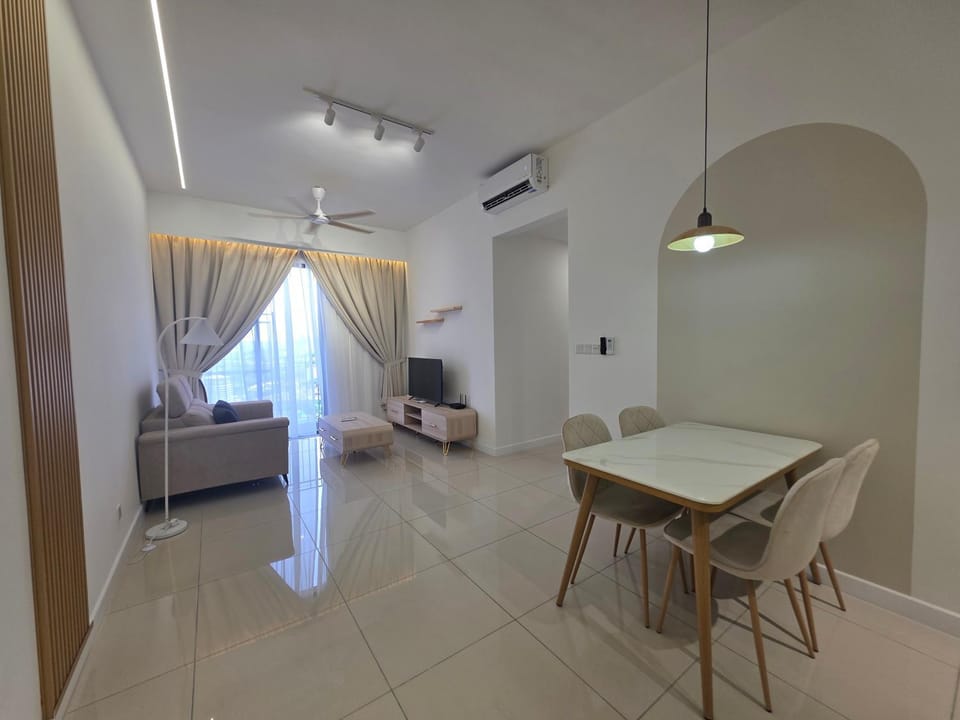 Living room, Photo of the whole room, Dining area, air conditioner
