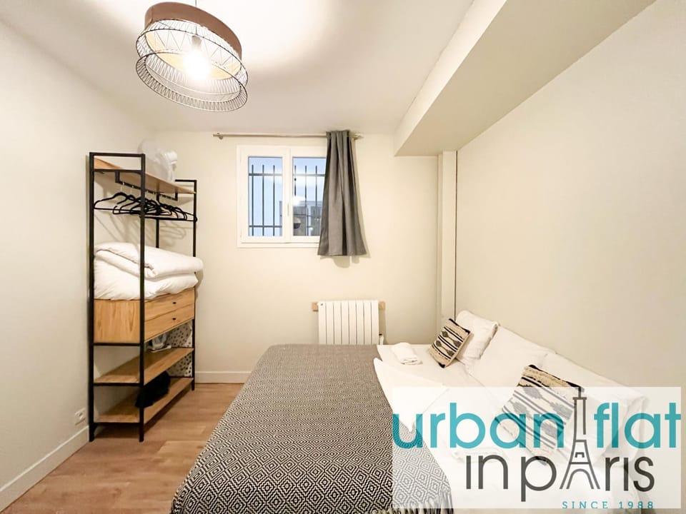 07 - Best Flat of Grand Boulevard Apartment in Paris