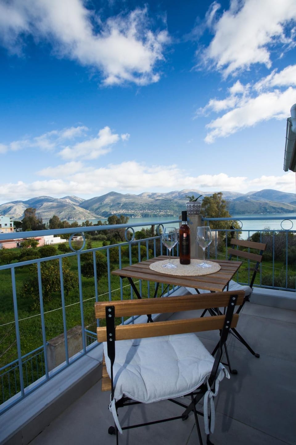 Anemoessa Aria Apartment in Lixouri