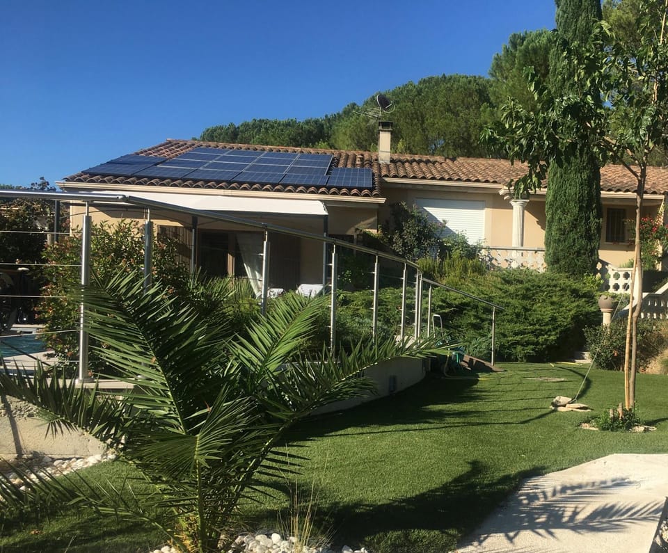 Property building, Garden