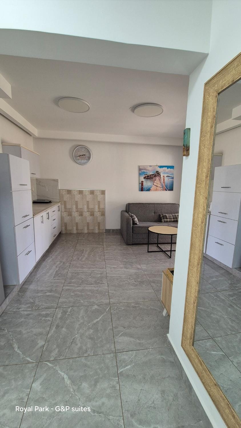 Royal Park 3&6 swimming Pool - by G&P suites Apartment in Eilat