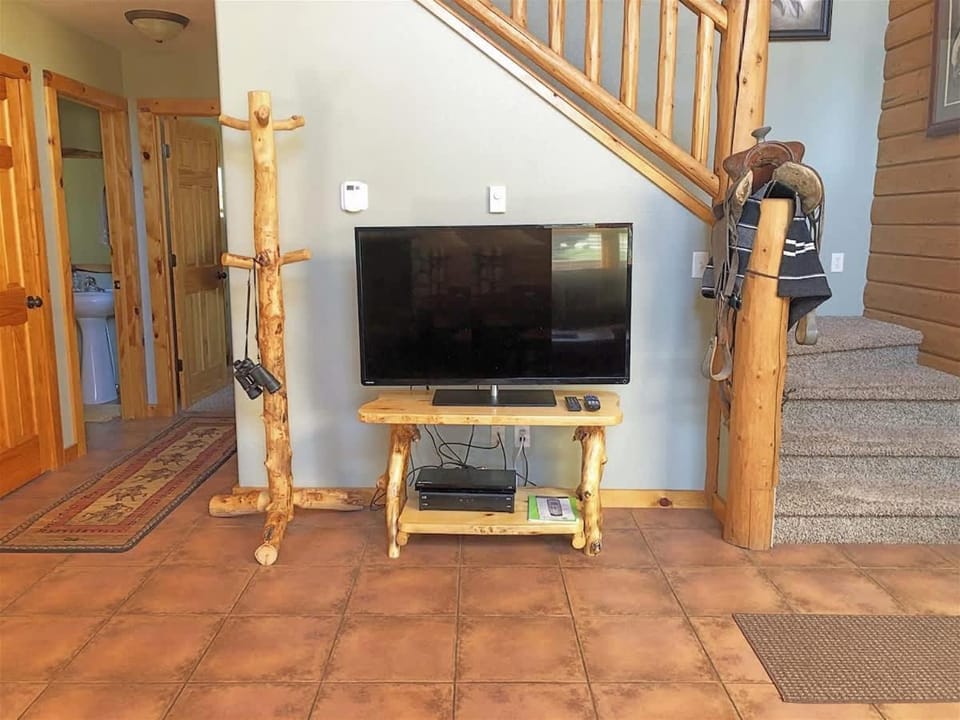 Lariat Cabin Cabin in Rapid City