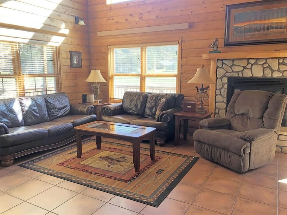 Lariat Cabin Cabin in Rapid City