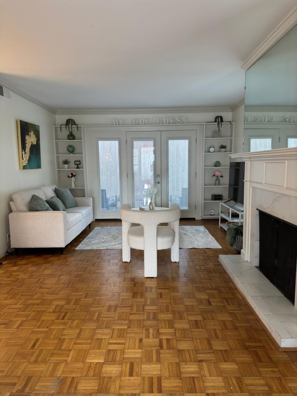 The Texas Room at Galleria Apartment in Houston