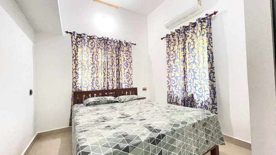 Bed, Bedroom, air conditioner