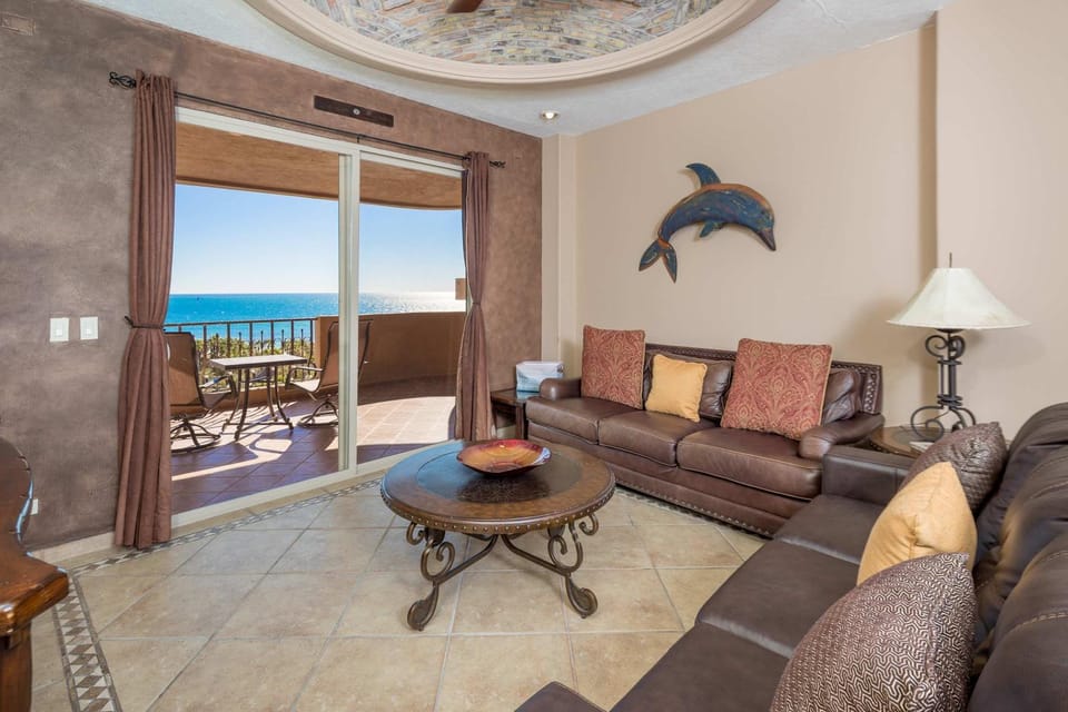Bella Sirena Beachfront Resort Condo D603 House in Rocky Point