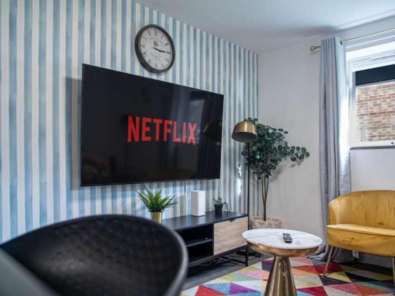 The Urban Residence - Sheffield 6BR Group-Family Stay - Sleeps 12 House in Sheffield