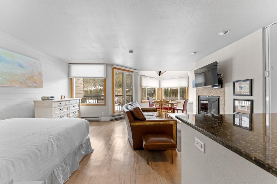 Lakeside #1496 Apartment in Keystone