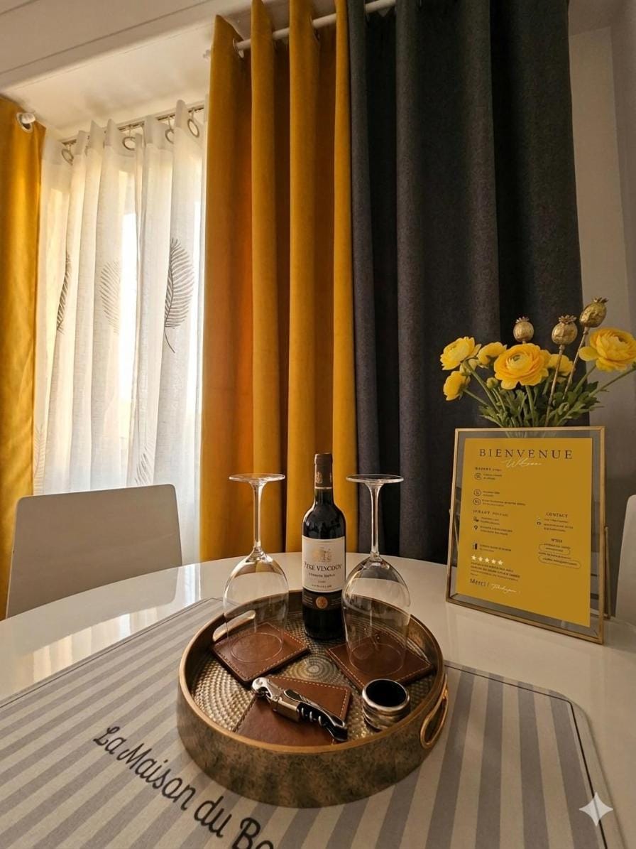 Studio Bulle de Rêve à deux pas du Port Apartment in Nice