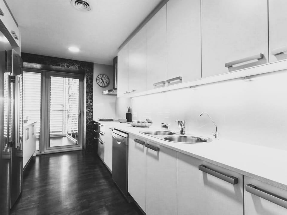 Kitchen or kitchenette