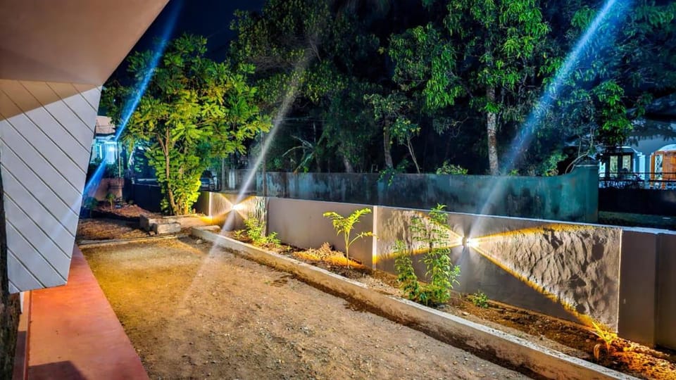 Garden, Parking