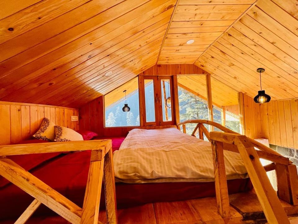 Hideaway Tree House Nature lodge in Himachal Pradesh