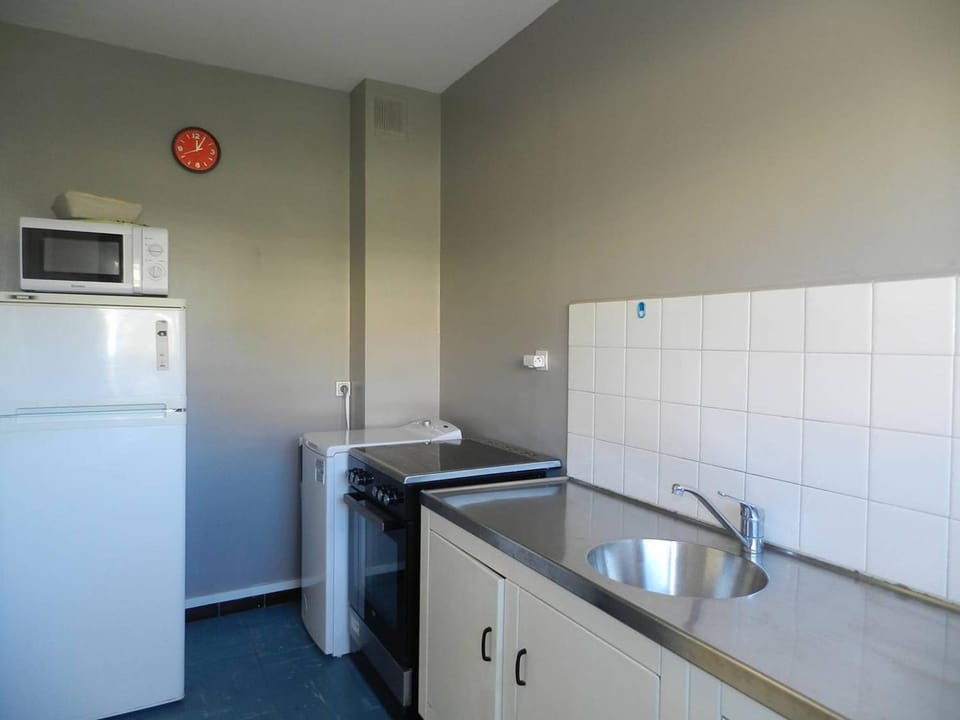 Appartement climatisé, parking - 4 pers. Apartment in Bormes-les-Mimosas