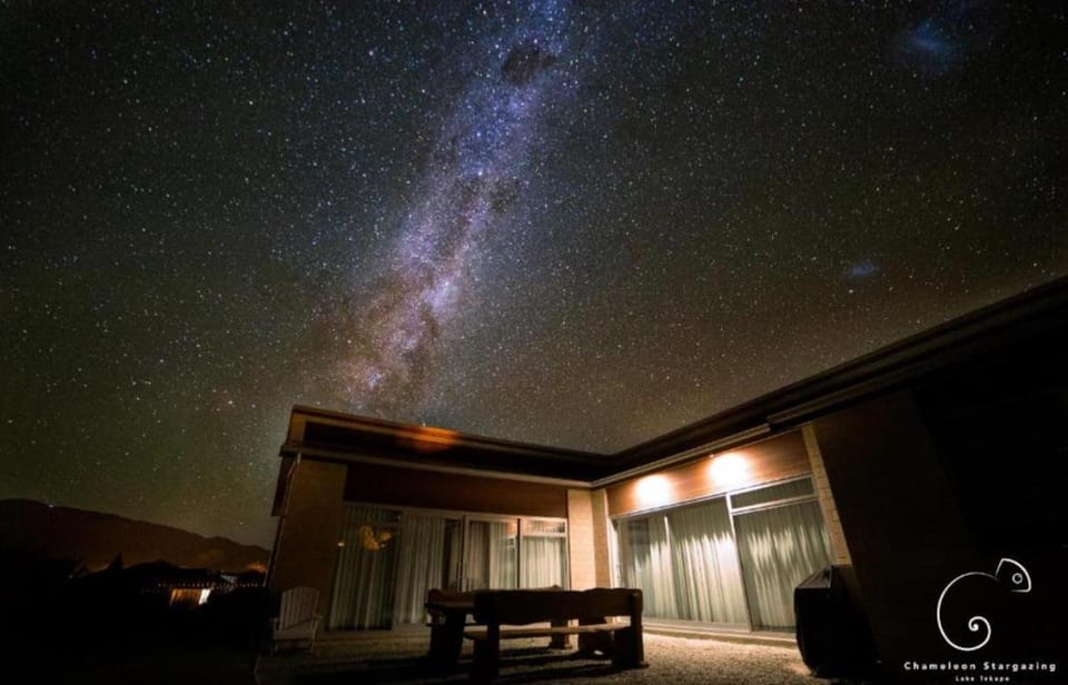 Property building, Night
