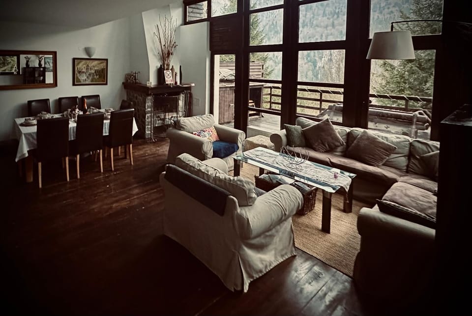 Casa Ema Azuga Chalet in Prahova, Romania