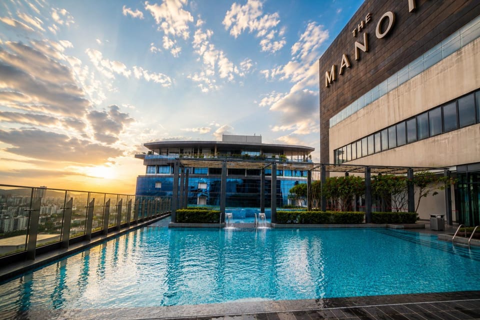 Property building, Day, Pool view, Swimming pool, Sunrise, Sunset