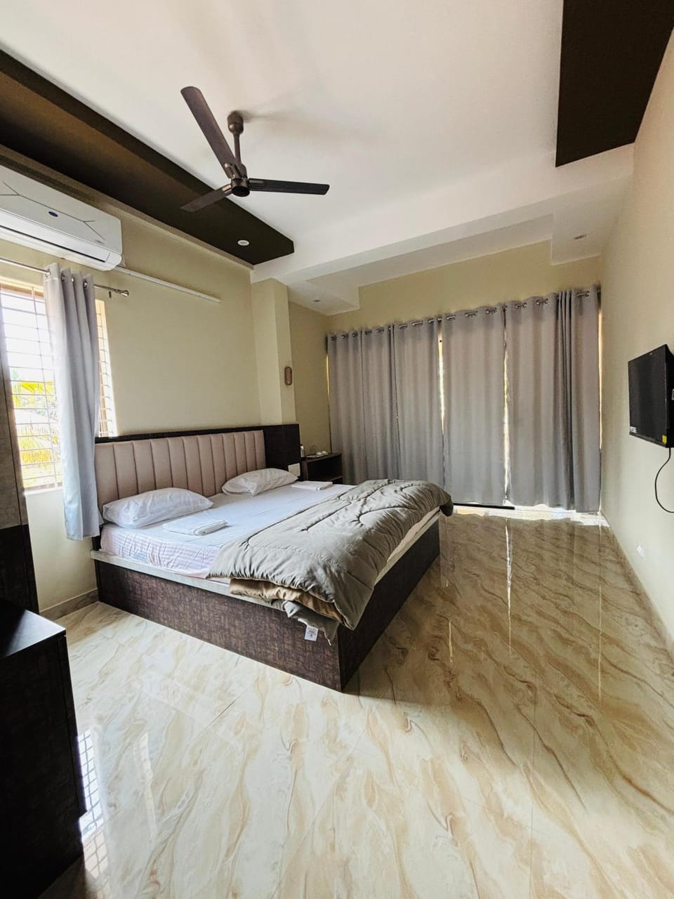 Suvarna homestay and Resort Padubidri Vacation rental in Karnataka