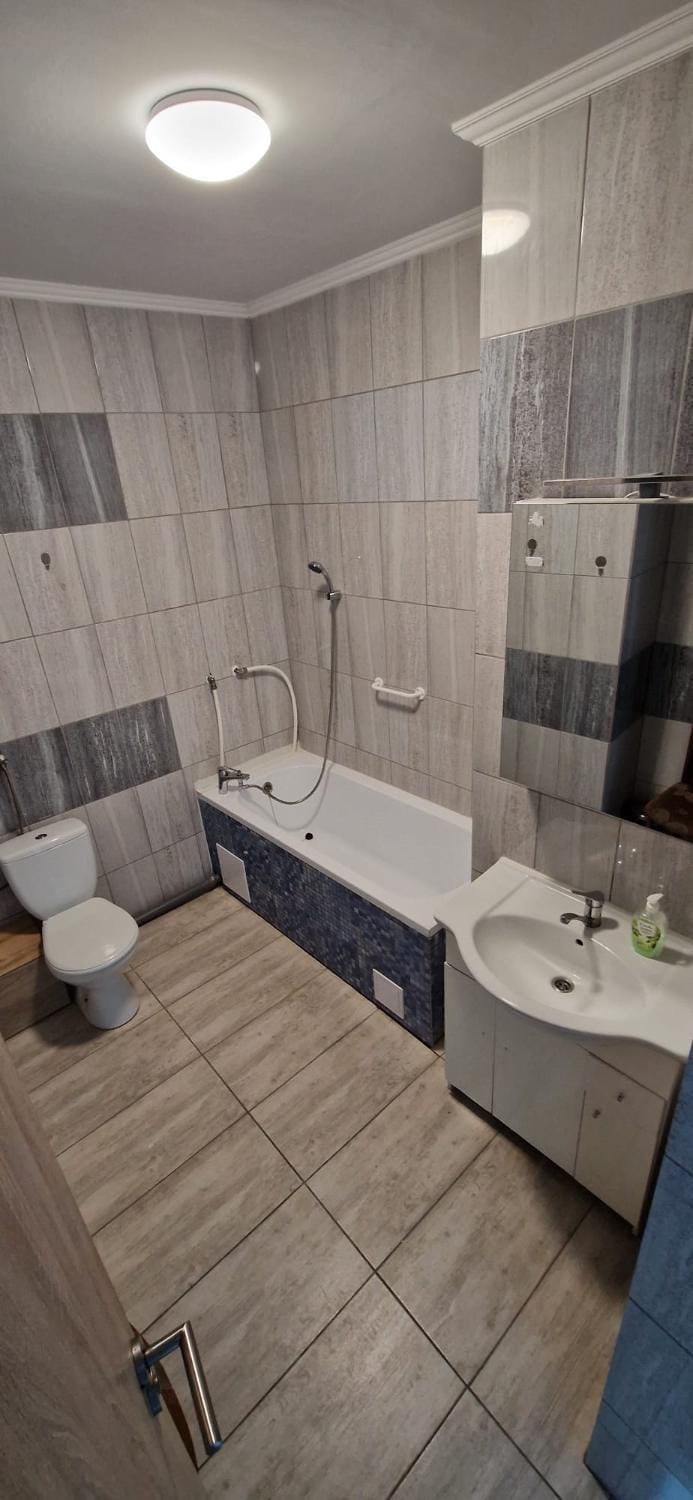 Toilet, Bathroom, Bath