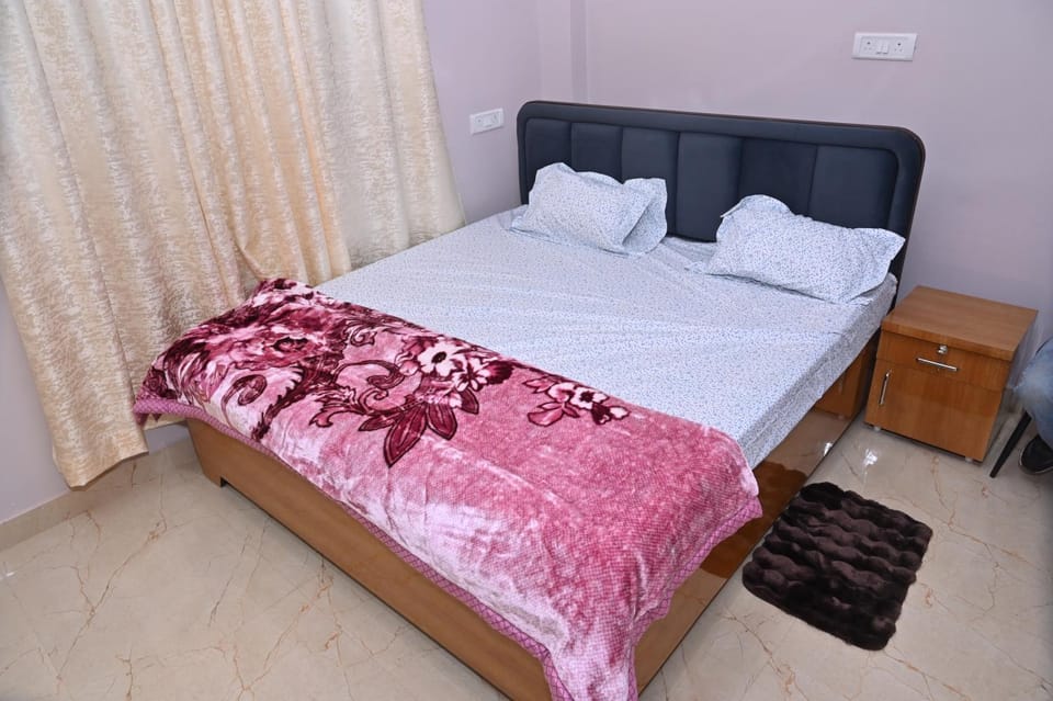 Rudraksh Home Stay 2BHK, 10 Mins to Ram Mandir Apartment in Uttar Pradesh