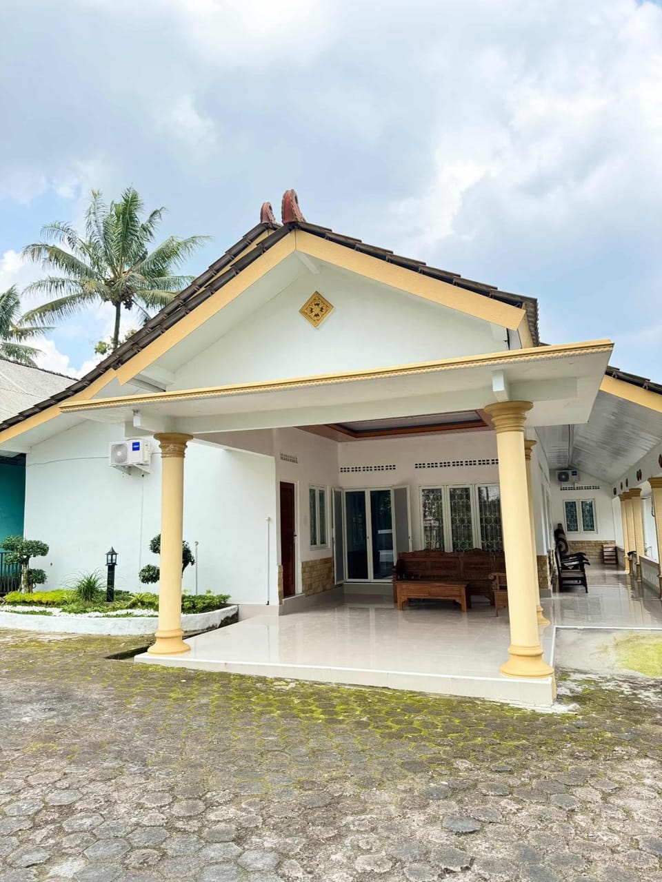 Property building, Balcony/Terrace