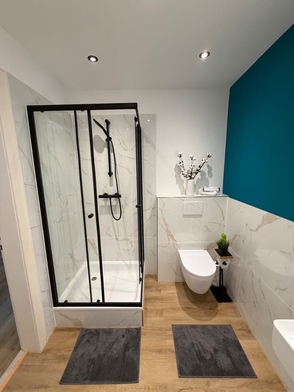 Home&Living - Casa Nova Apartment in Dusseldorf