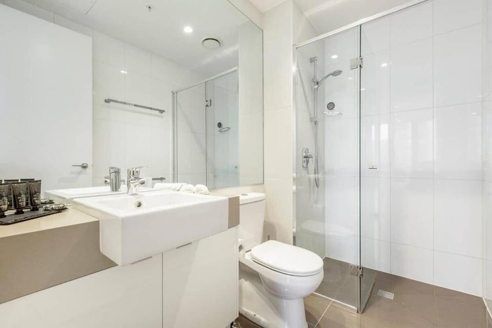 Shower, Toilet, Bathroom