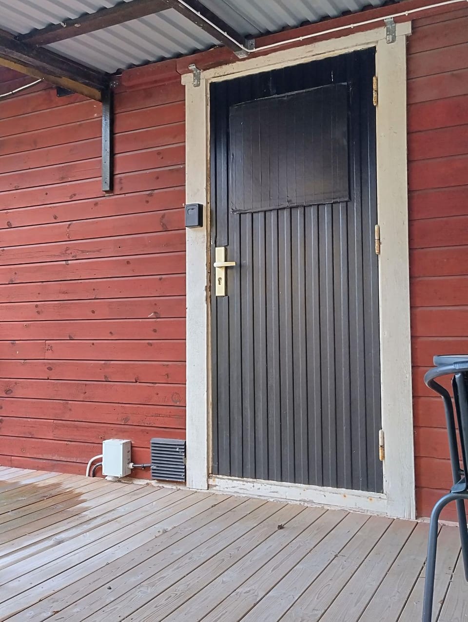 Cozy Kolsva Cabin Private Entrance Cabin in Sweden