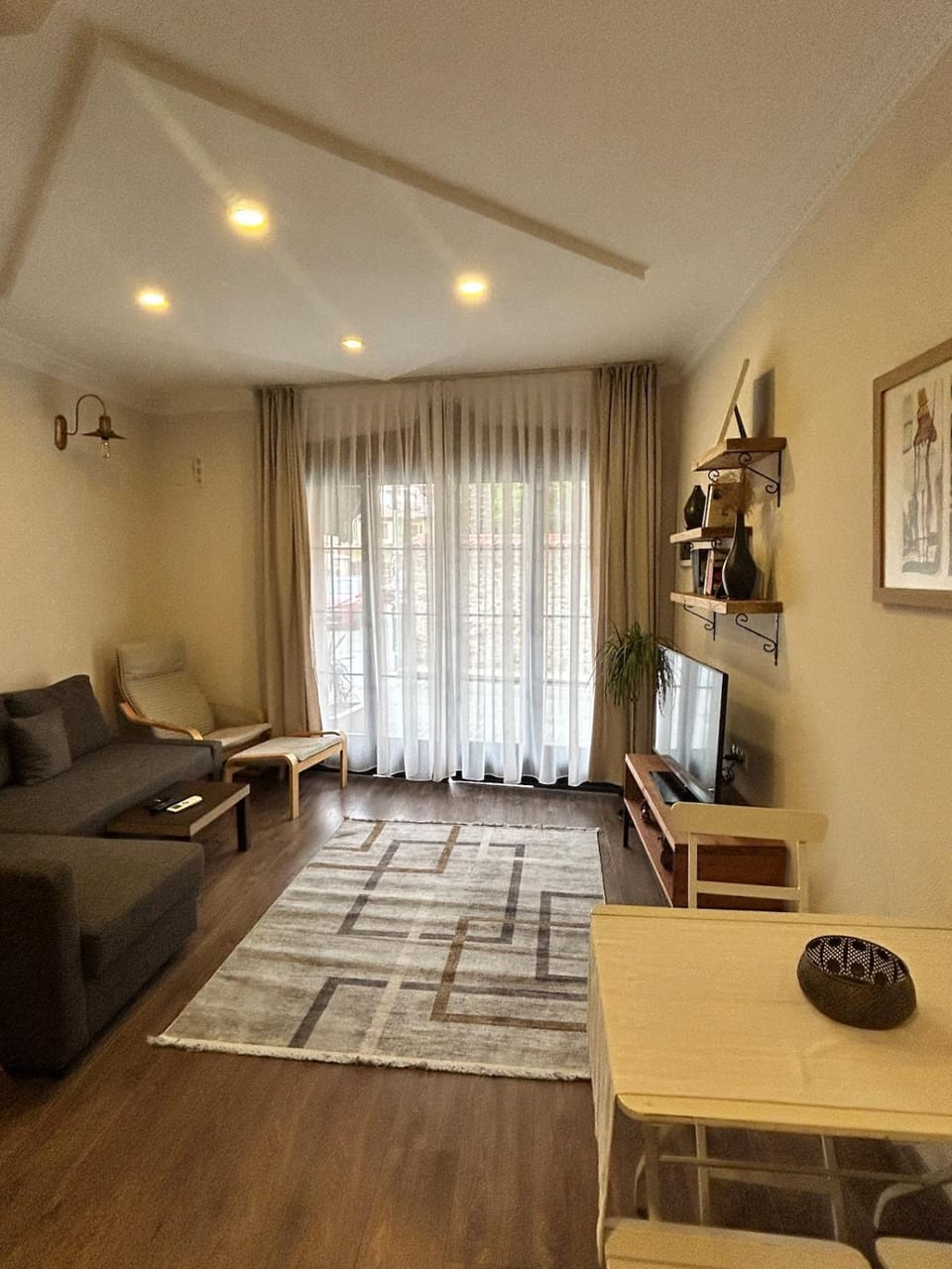 Communal lounge/ TV room