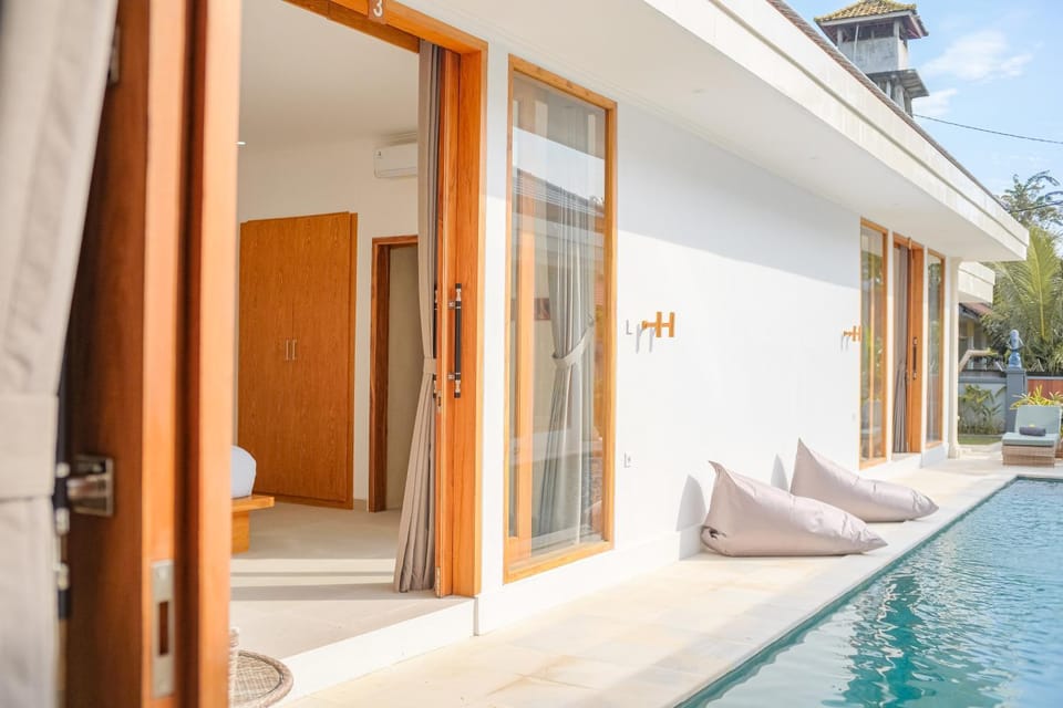 Villa Dolphin - New luxury Villa near Lovina Centre & Beach Villa in Buleleng