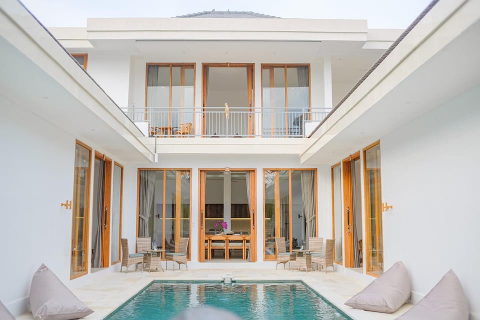 Villa Dolphin - New luxury Villa near Lovina Centre & Beach Villa in Buleleng