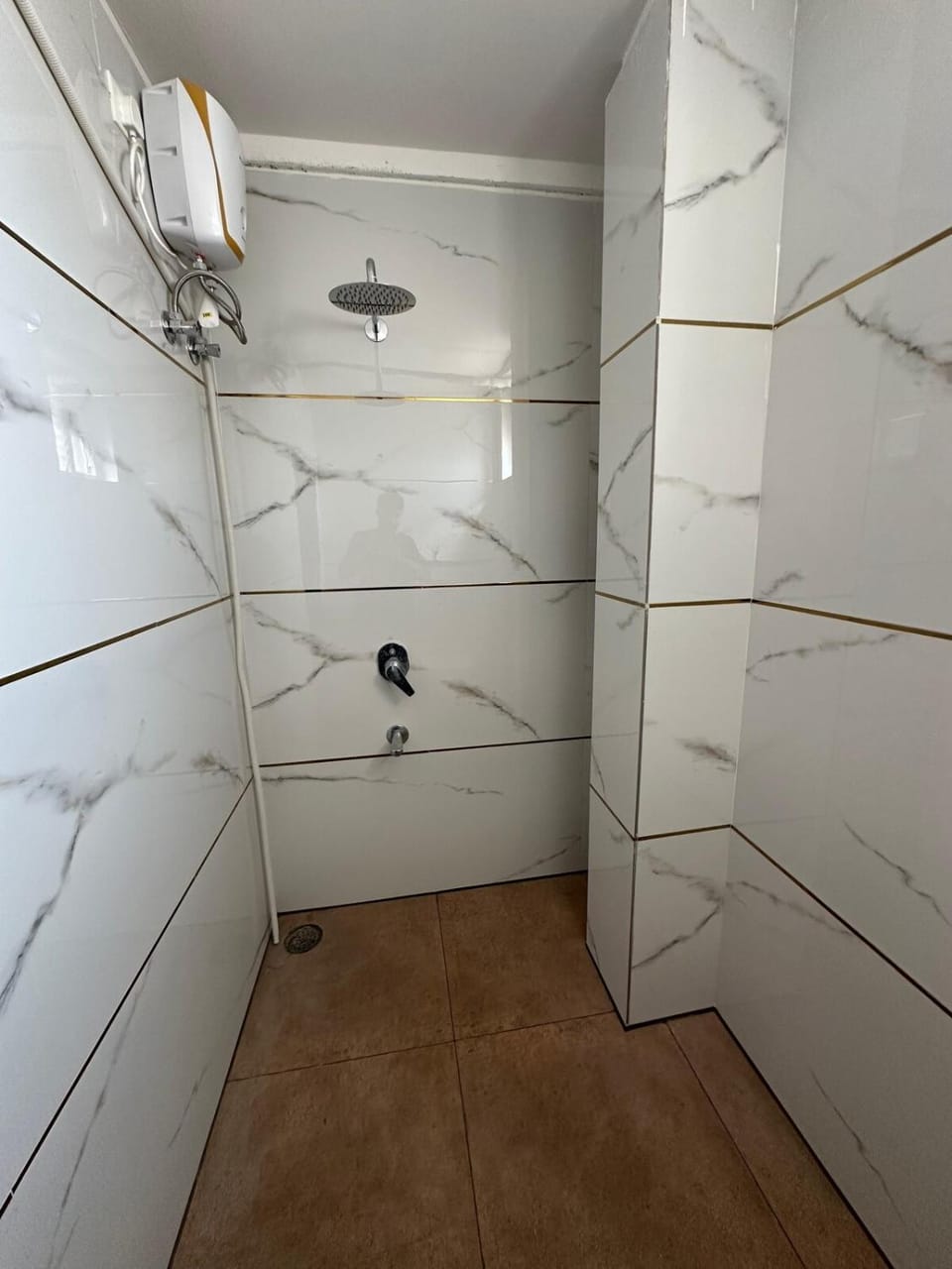 Sky View A 1BK Peaceful Penthouse Apartment in Hyderabad
