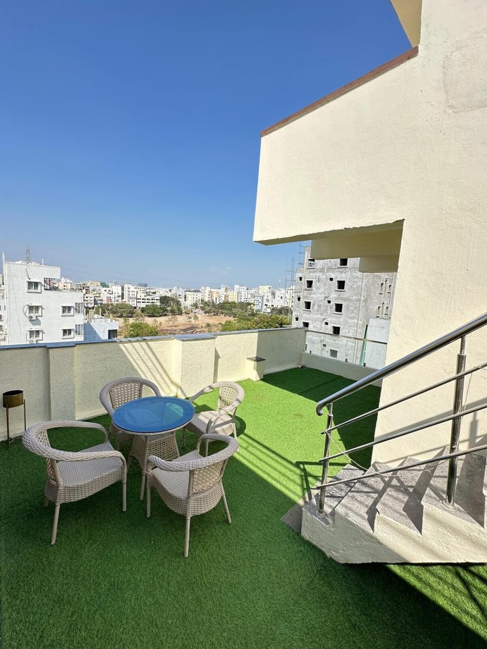 Sky View A 1BK Peaceful Penthouse Apartment in Hyderabad
