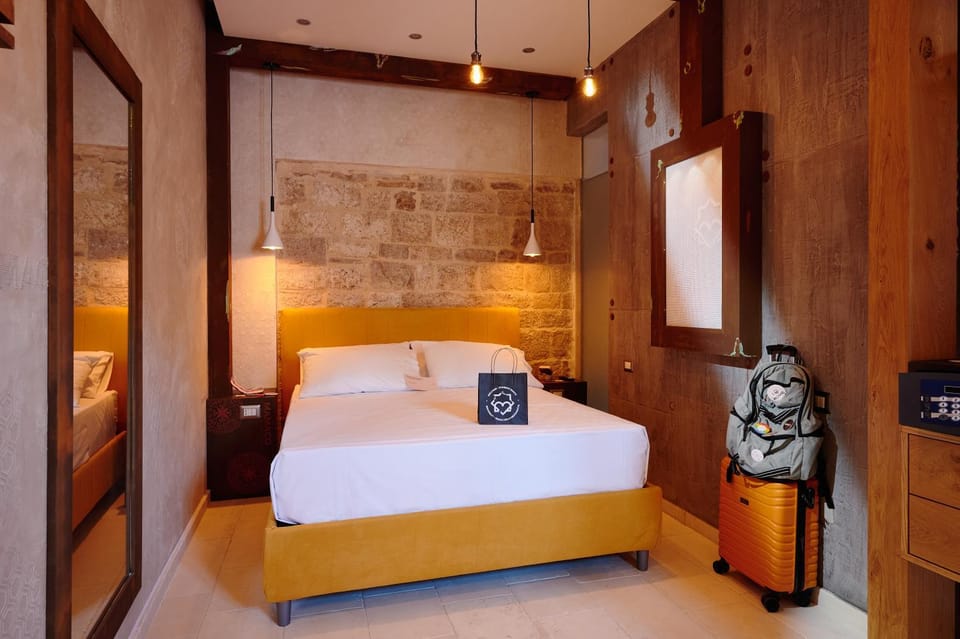 Bed, TV and multimedia, Photo of the whole room, Bedroom, wardrobe