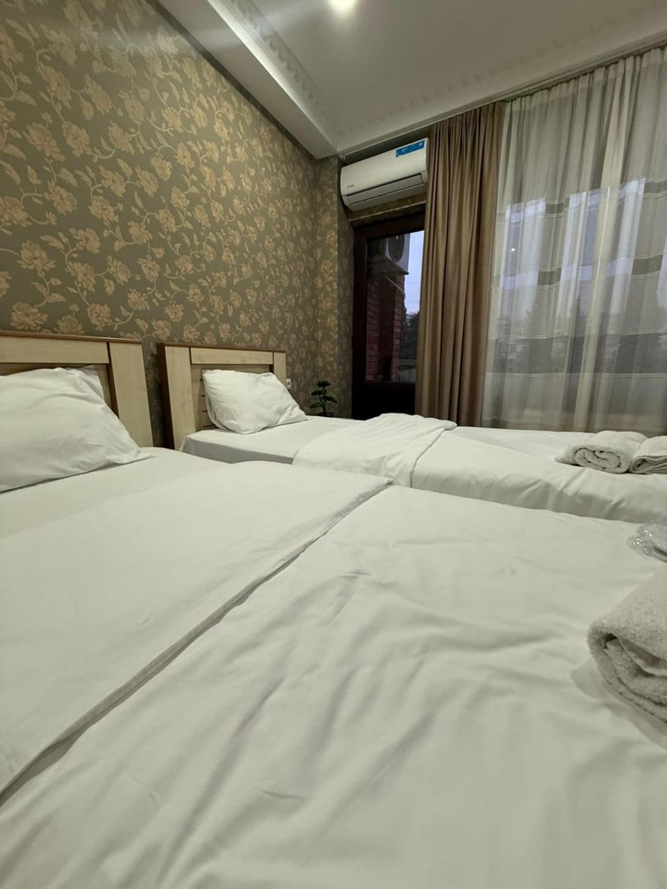 Bedroom, soundproof