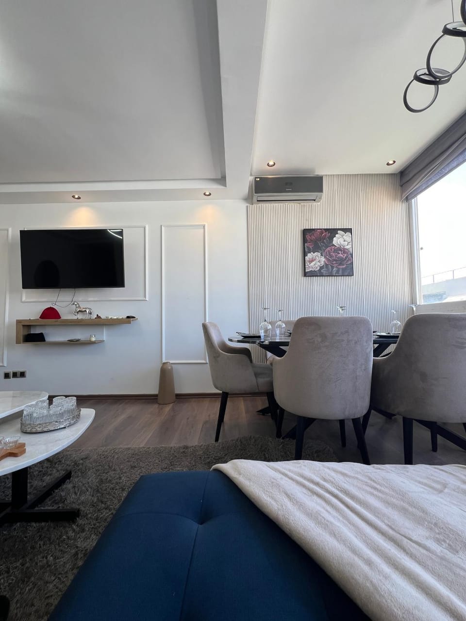 Communal lounge/ TV room, TV and multimedia, Living room, Seating area