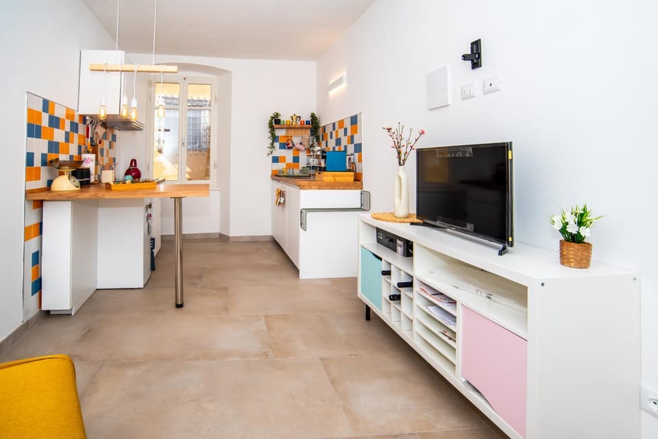 TV and multimedia, Kitchen or kitchenette, dishwasher