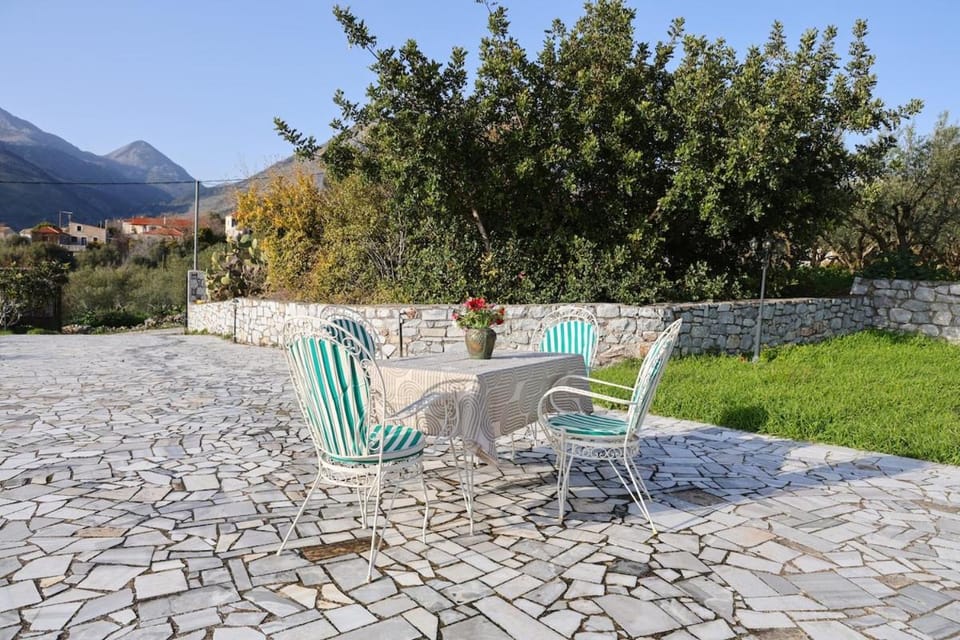 Villa Tonia Retreat with Mountain & Sea Views House in Peloponnese Region