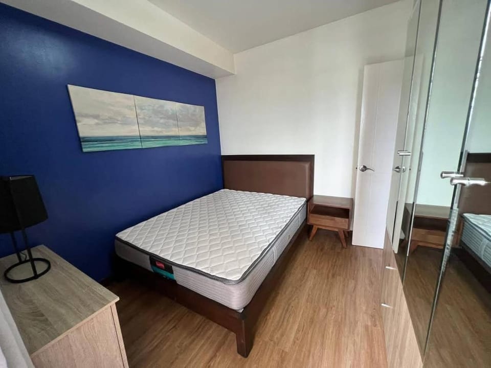 Your quick escape at Alabang Apartment in Muntinlupa