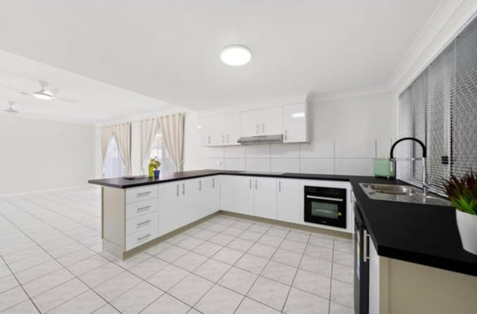 Darra guest house Vacation rental in Brisbane
