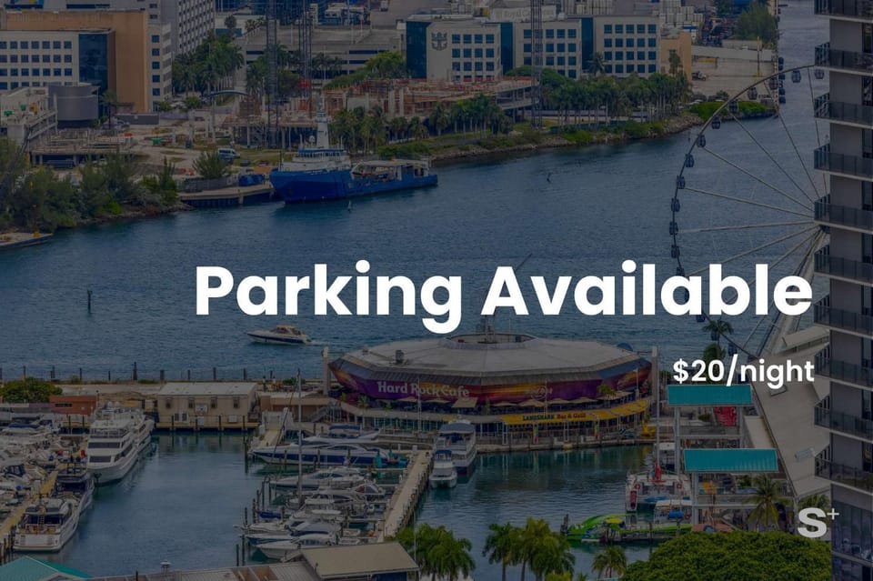 Downtown Miami Condo - Rooftop Pool - Gym House in Miami