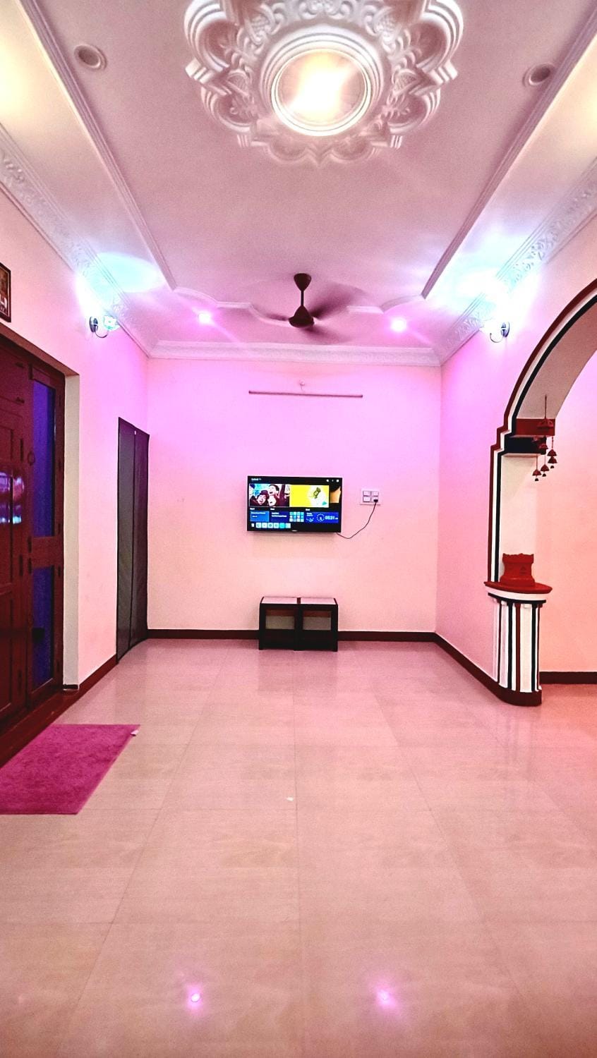 Communal lounge/ TV room, TV and multimedia