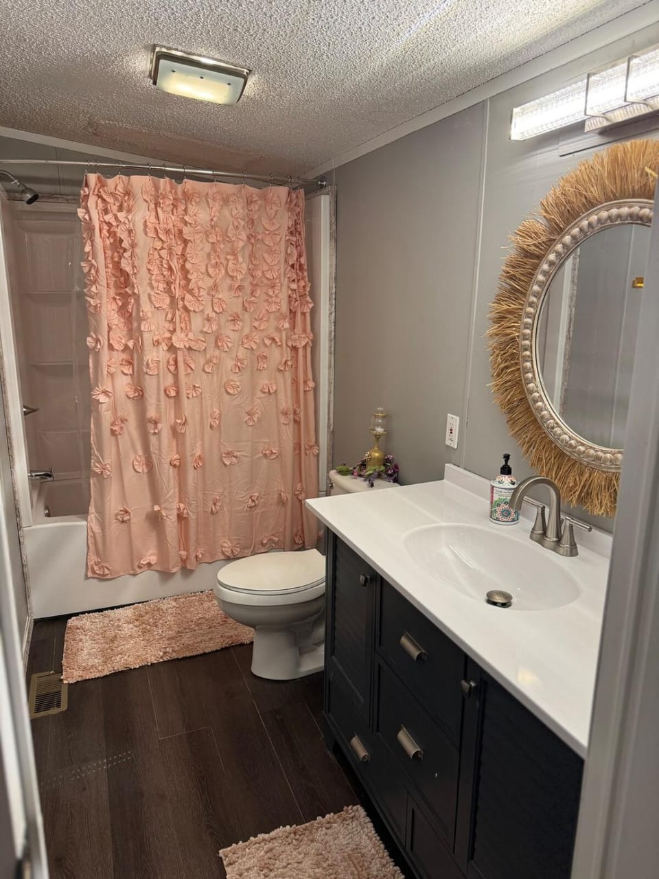 3 bedroom River cabin retreat ! Cabin in Terre Haute