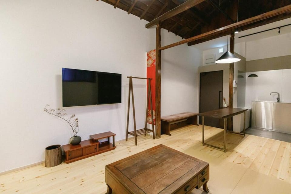 Parking for 2 cars-Osaka Castle & Kyoto good access and modern old house for rent House in Shizuoka Prefecture