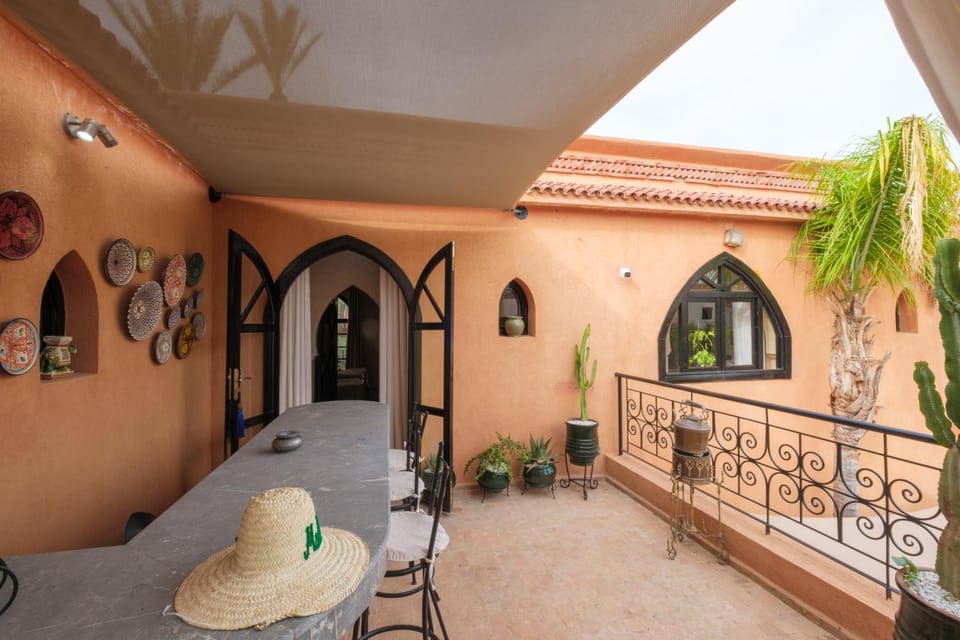 Patio, Day, View (from property/room), Balcony/Terrace, Living room, Seating area, Dining area